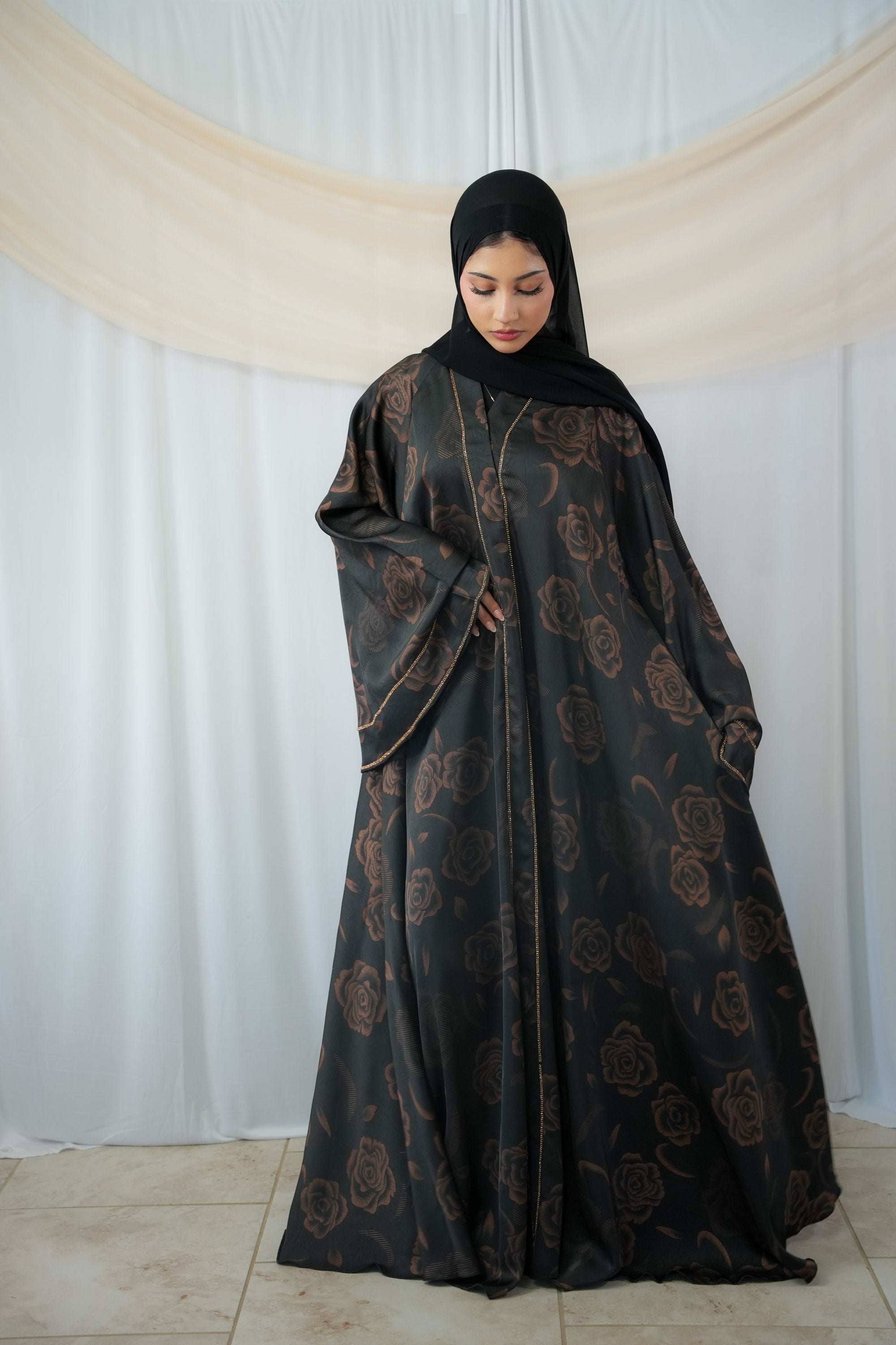 Warada Abaya