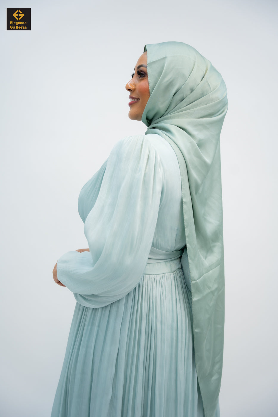 Naurren Dress