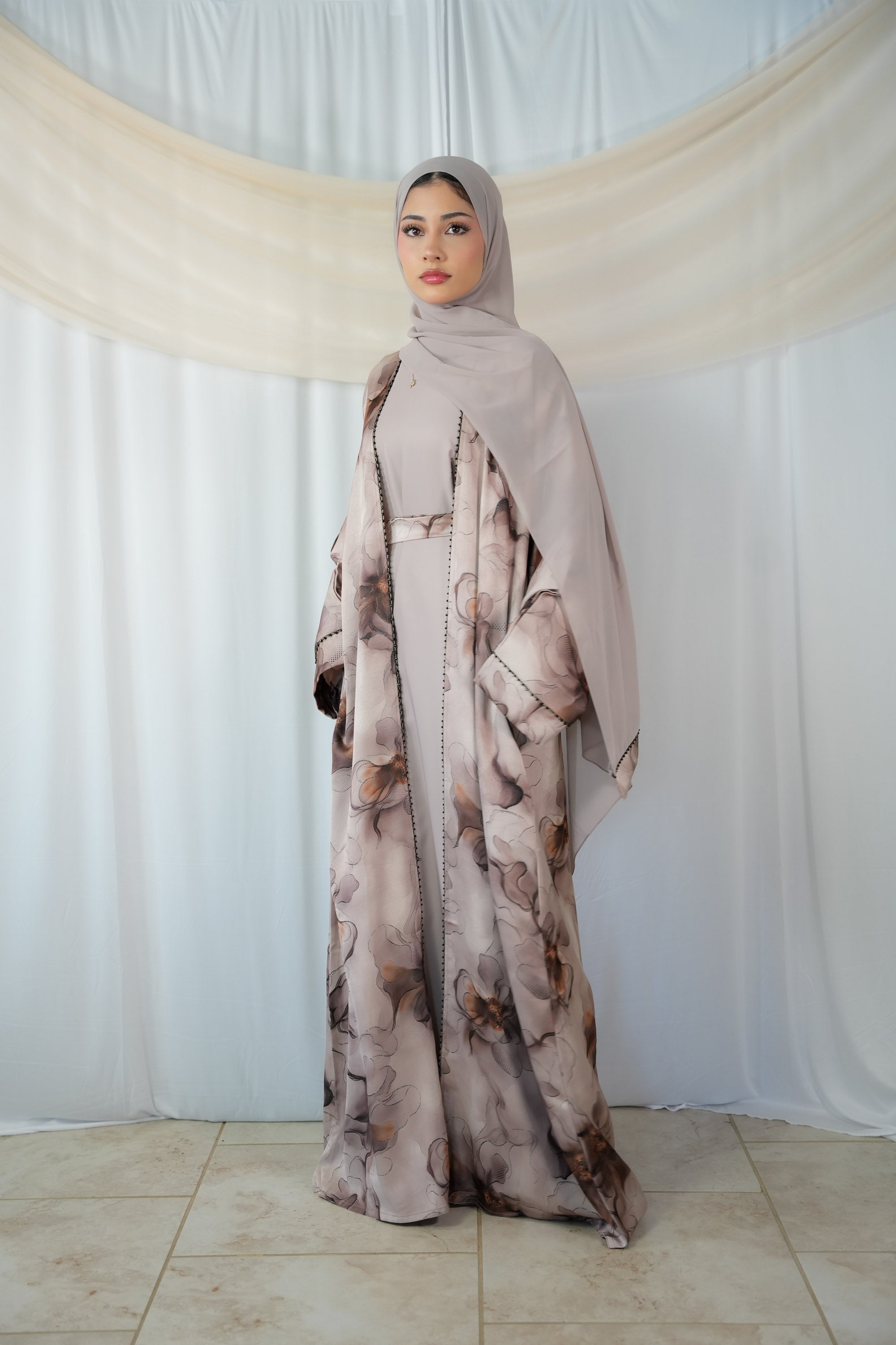 Sidra Abaya