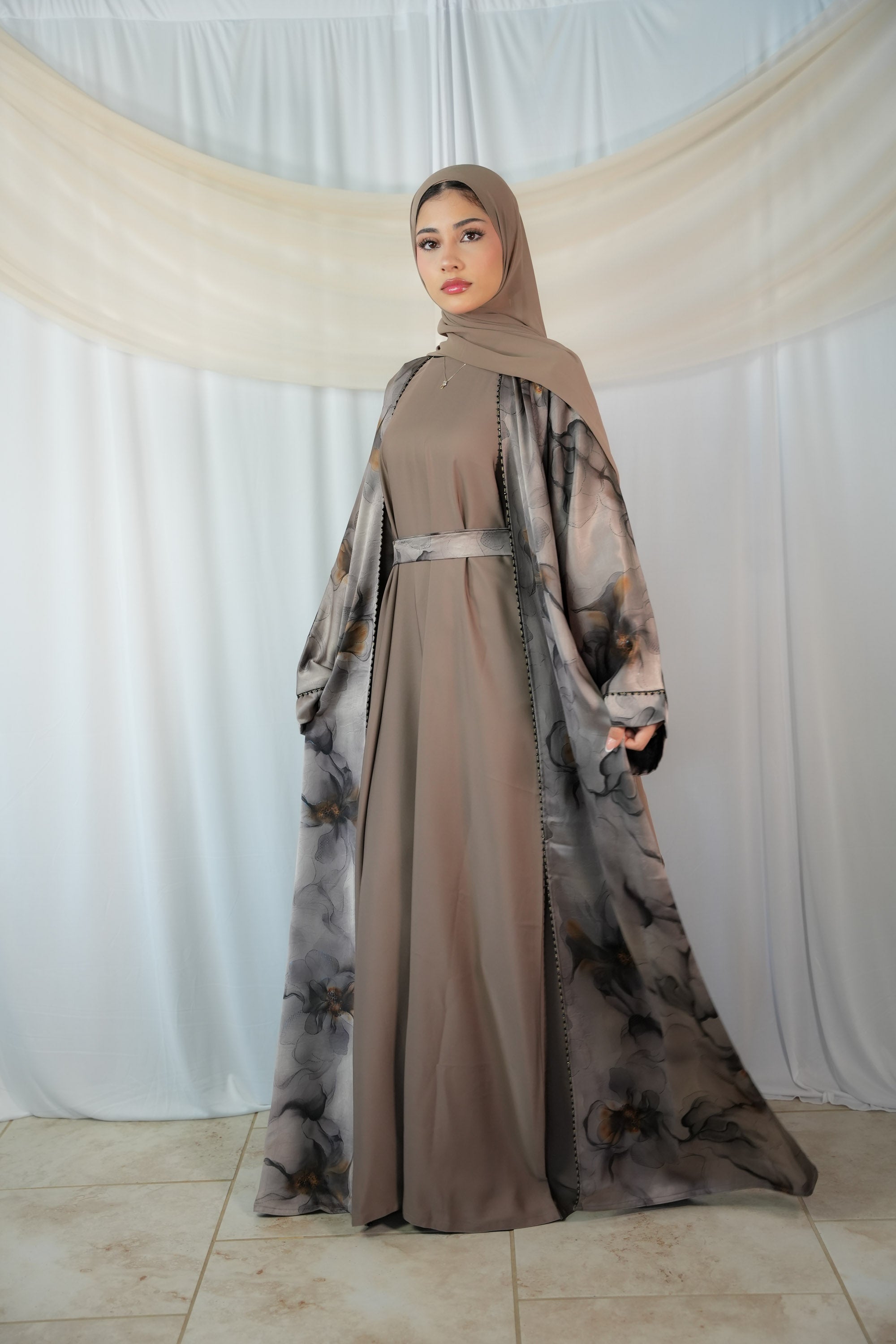 Sidra Abaya