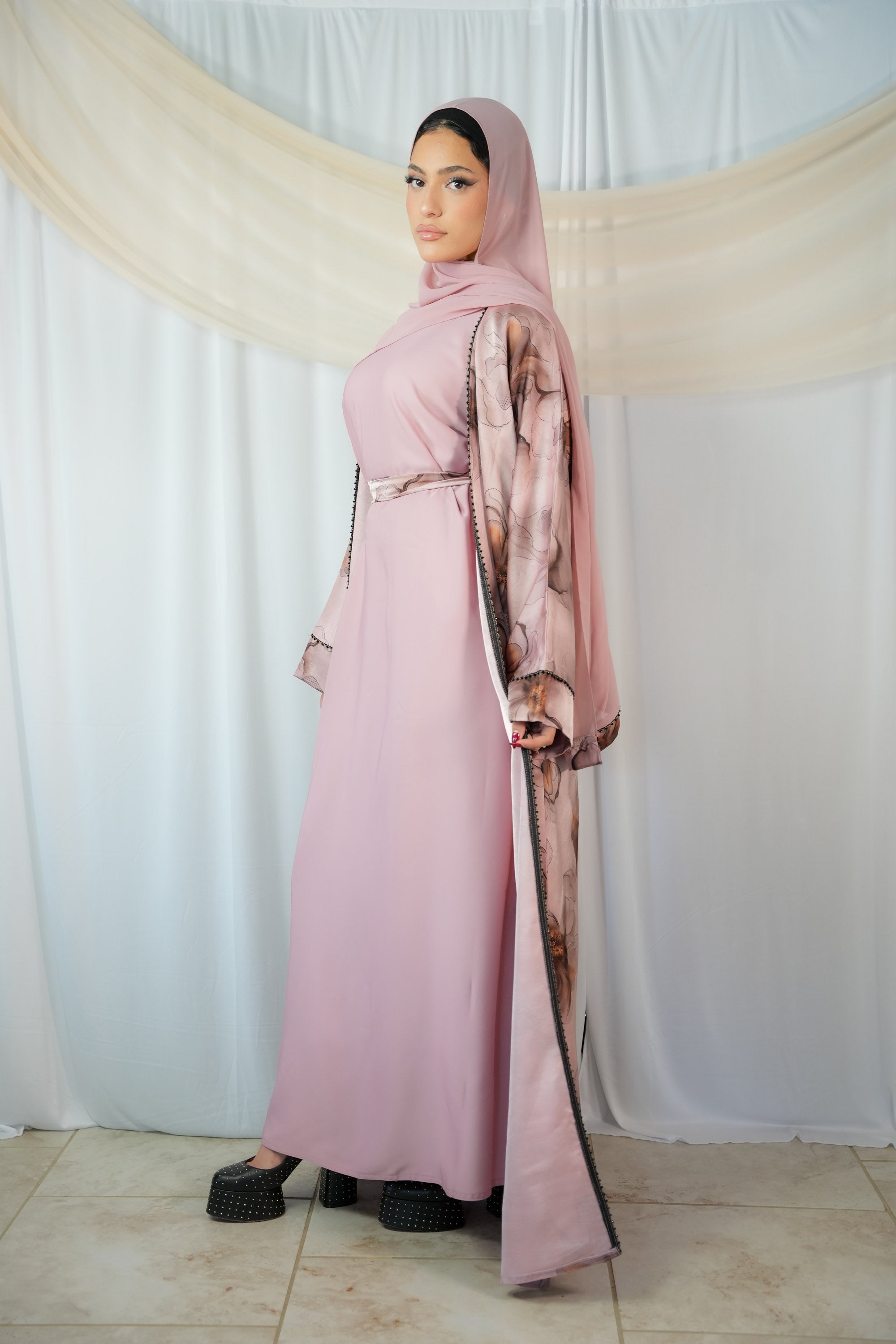 Sidra Abaya
