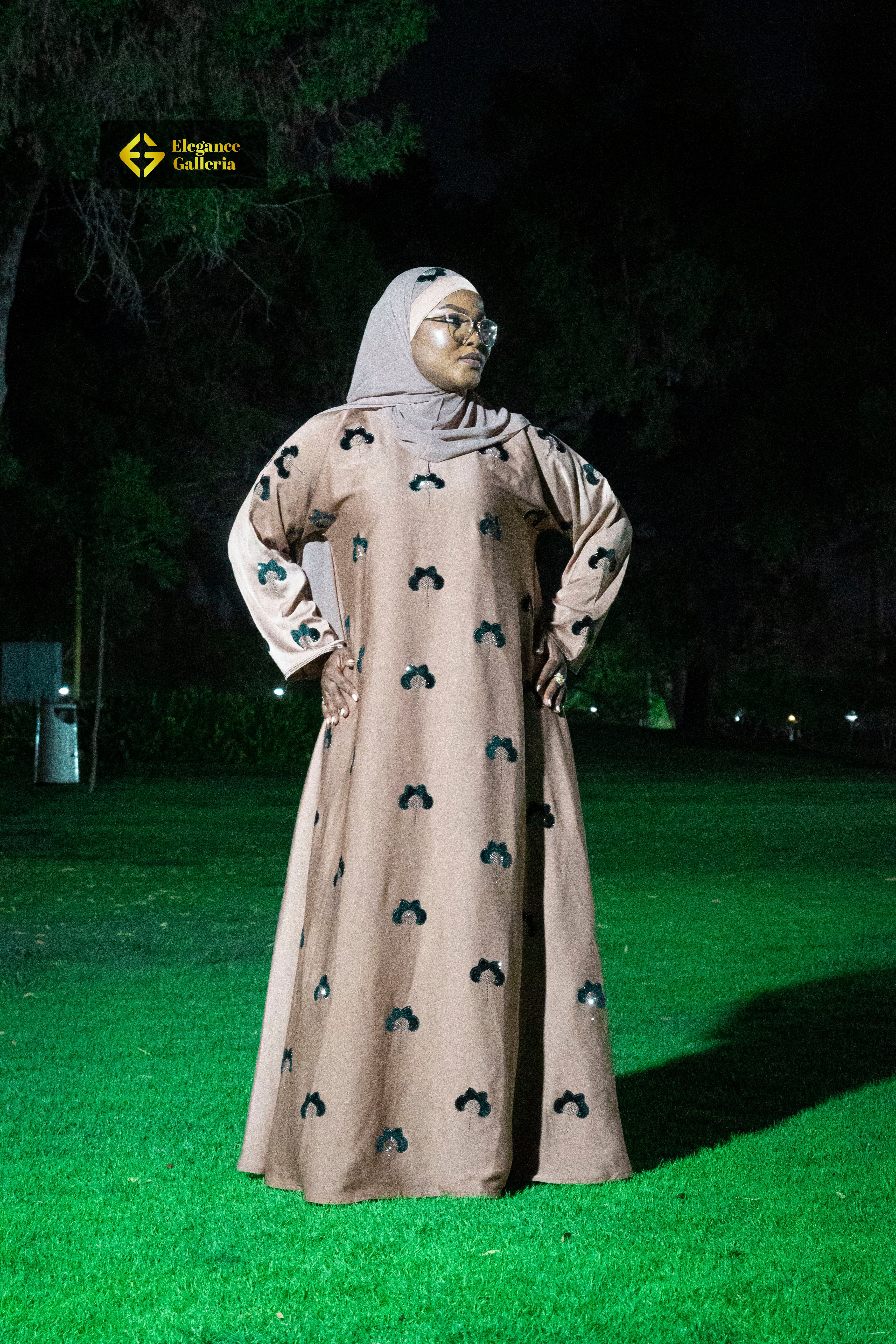 Waraqah Abaya