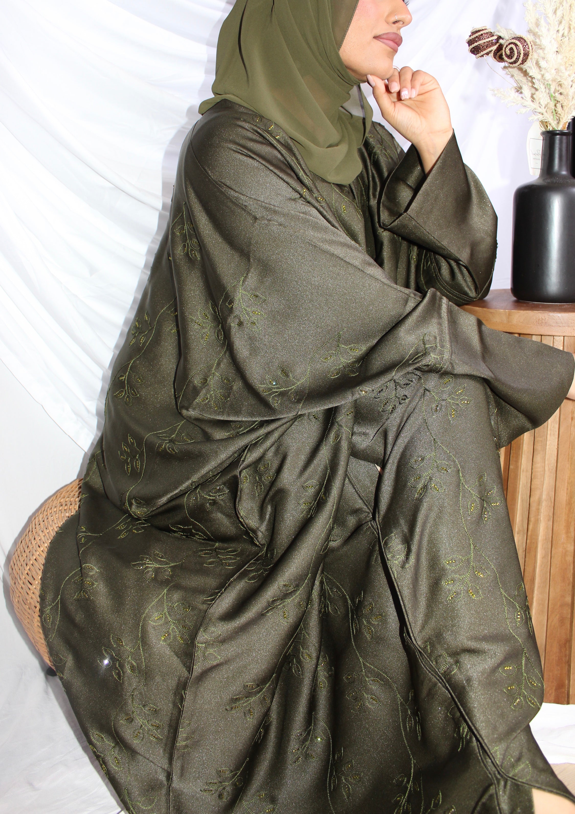 Inara Farasha Abaya