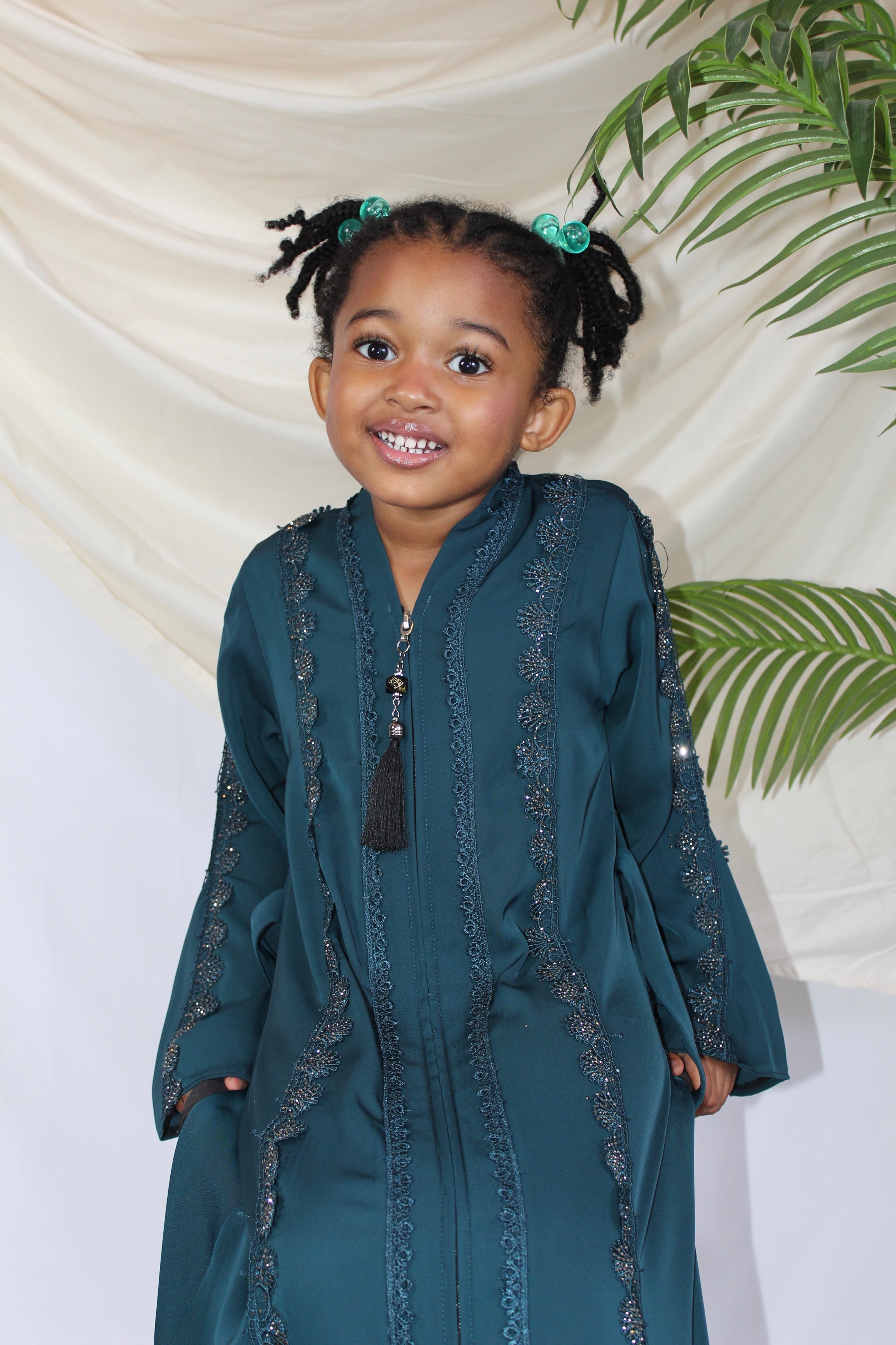 Enaaz Abaya