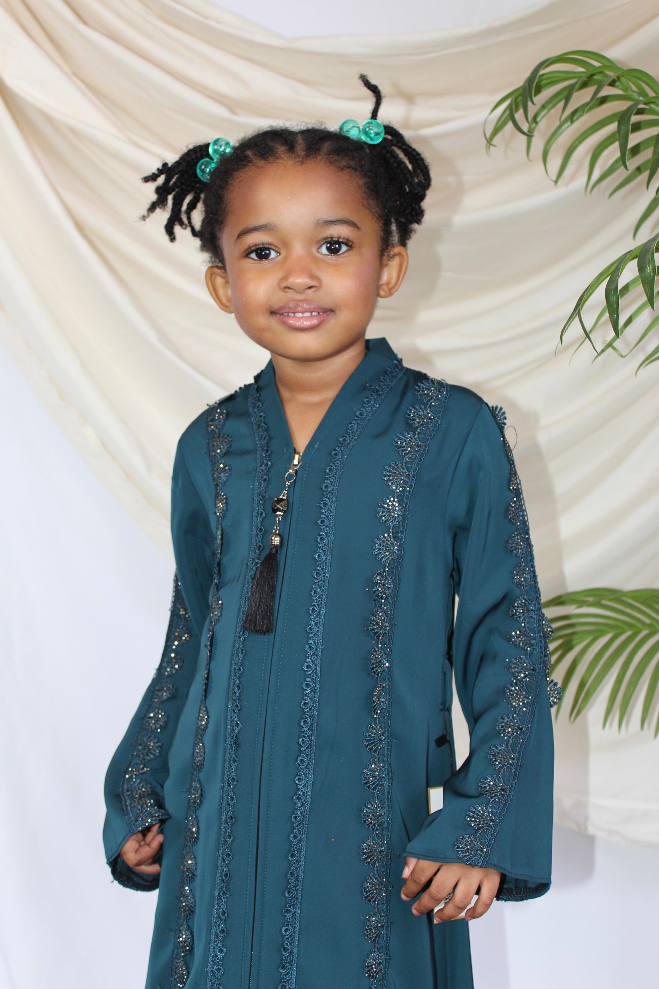 Enaaz Abaya