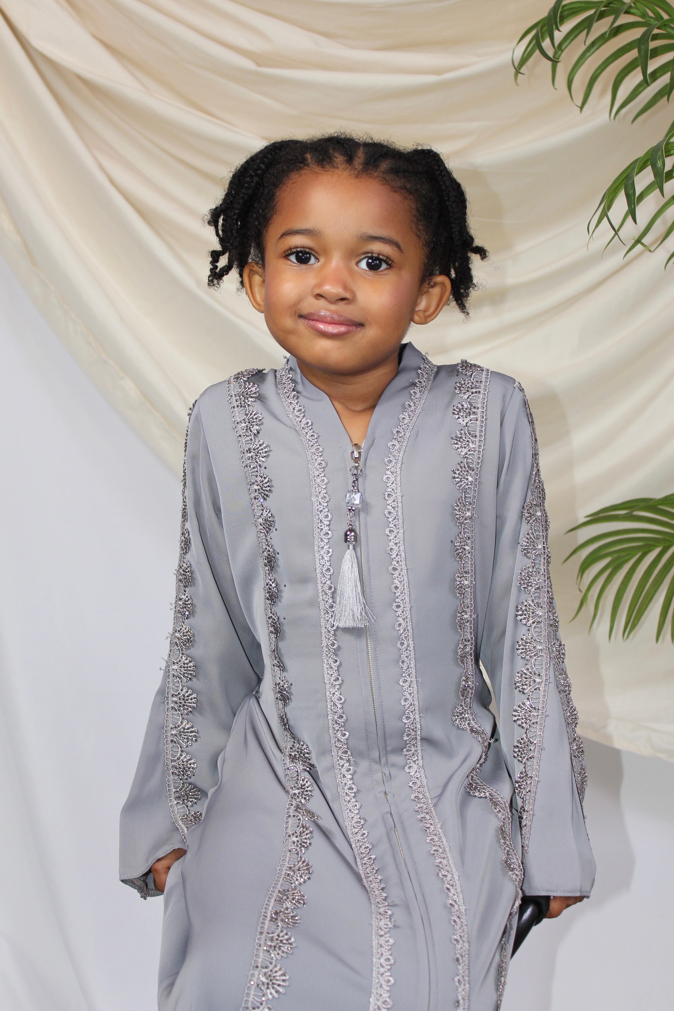 Enaaz Abaya