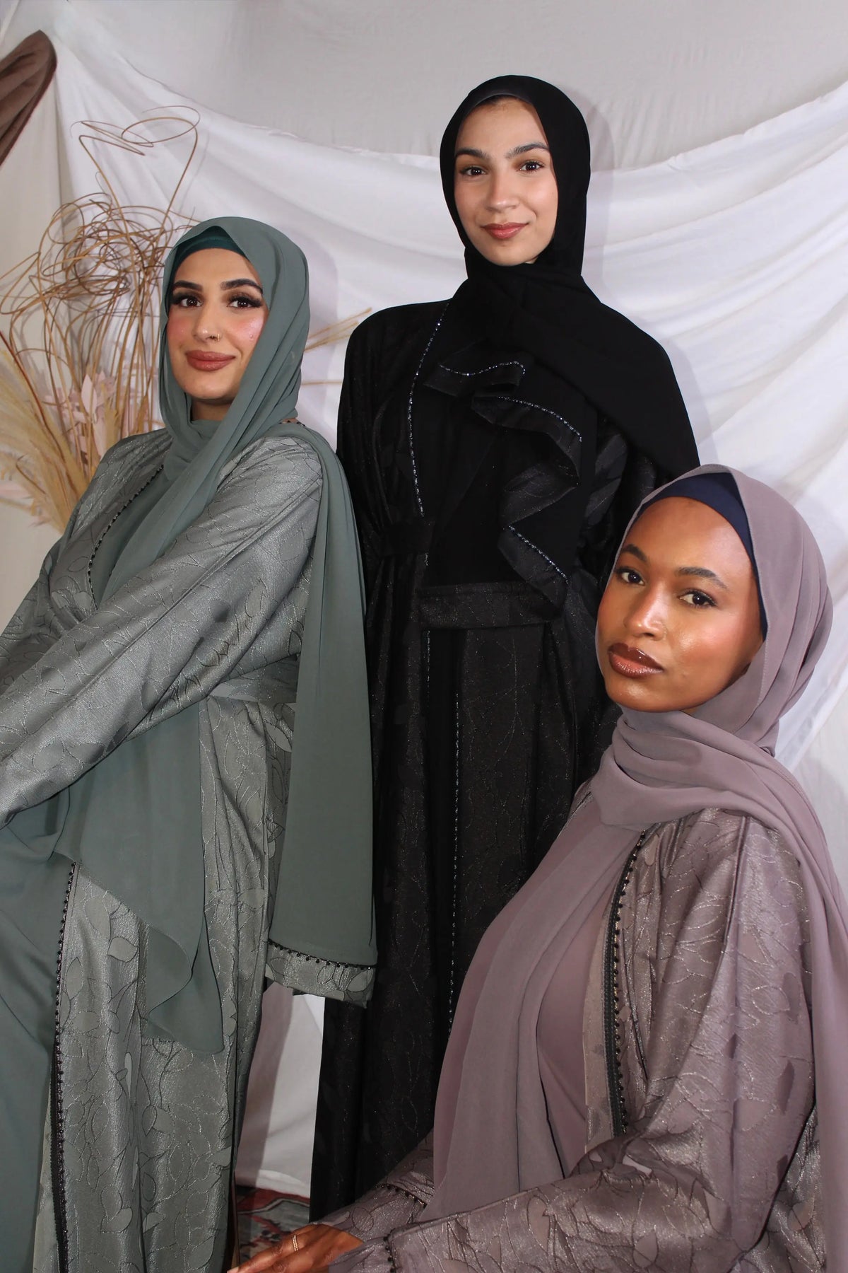 Azka 2-Piece Textured Satin Abaya Set