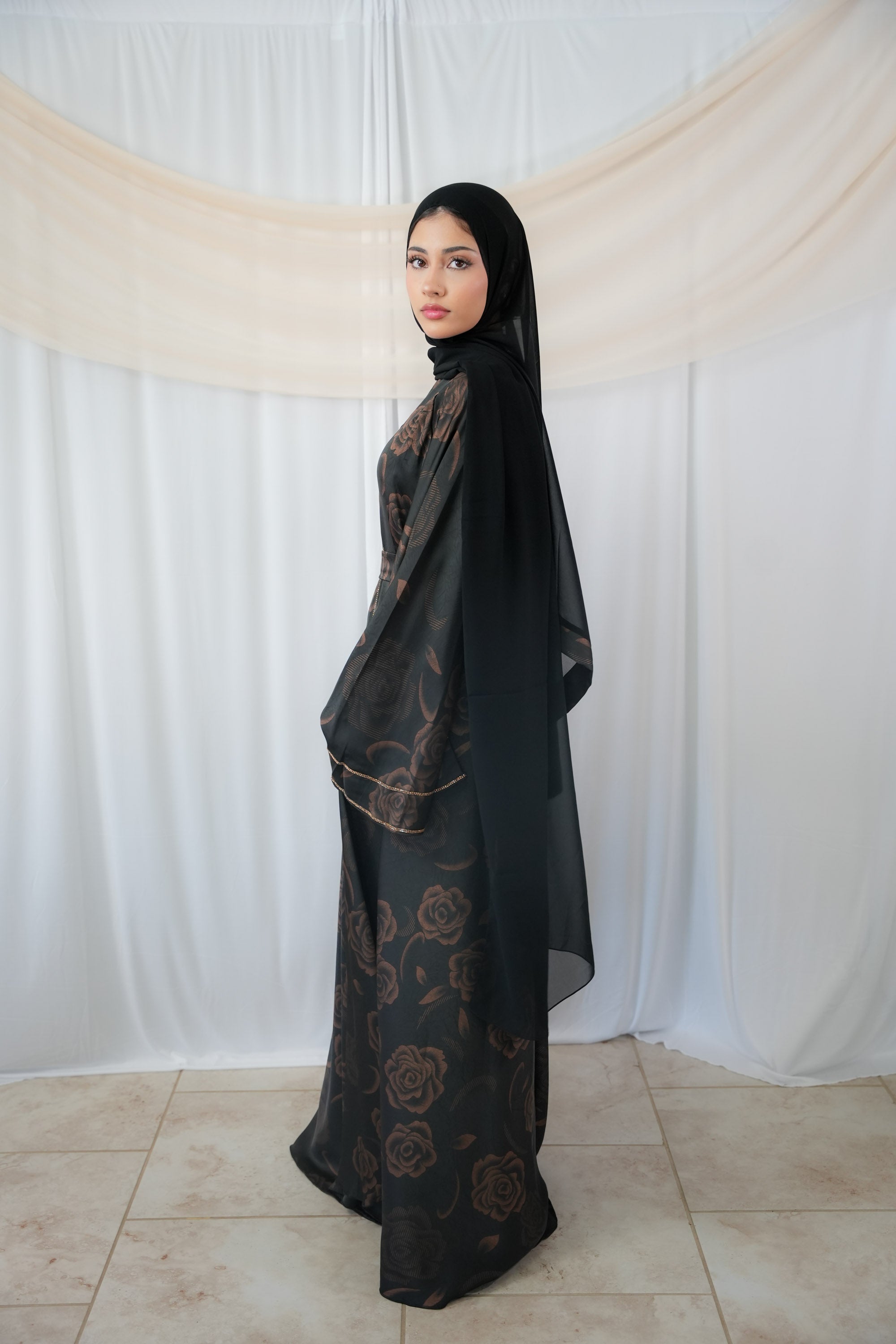 Warada Abaya