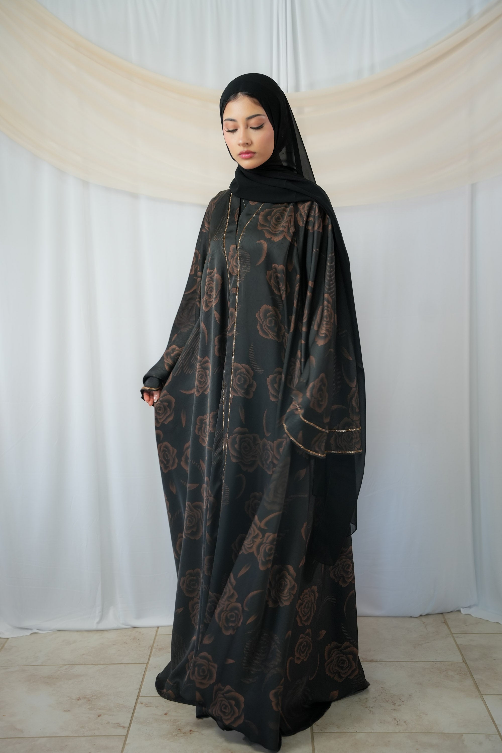 Warada Abaya