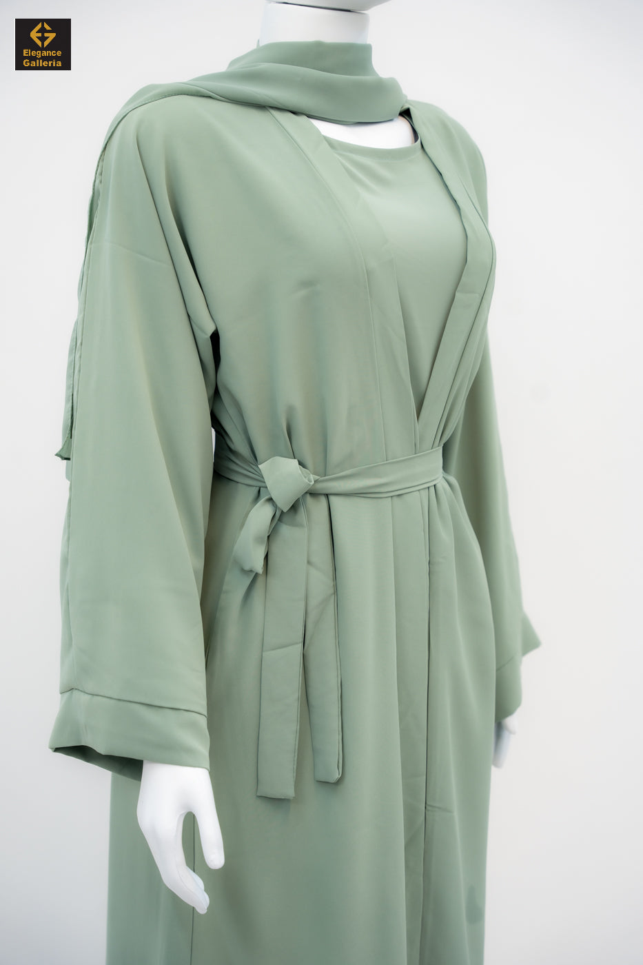 Hala Abaya