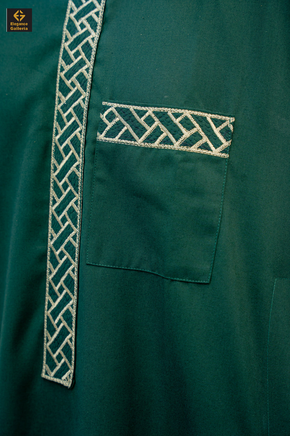 Elegant Men's Two-Piece Embroidered Outfit – African Traditional Wear, Premium Kaftan Set for Special Occasions