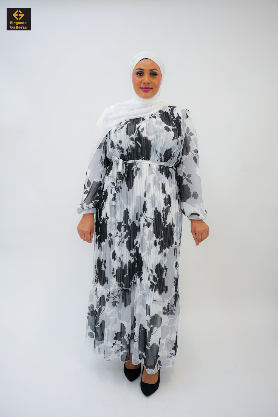 Elegant Floral Maxi Dress in Lightweight Chiffon