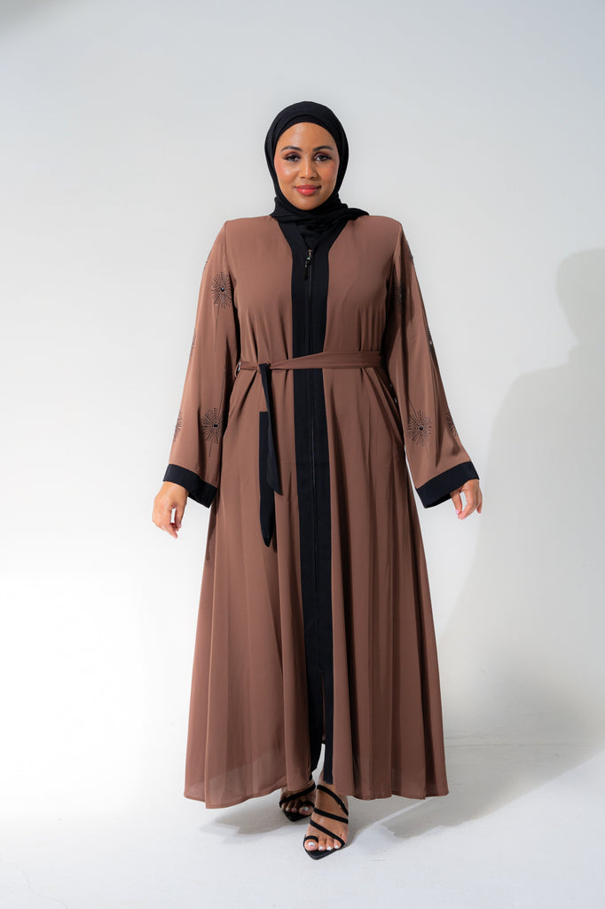 Kaukab Abaya