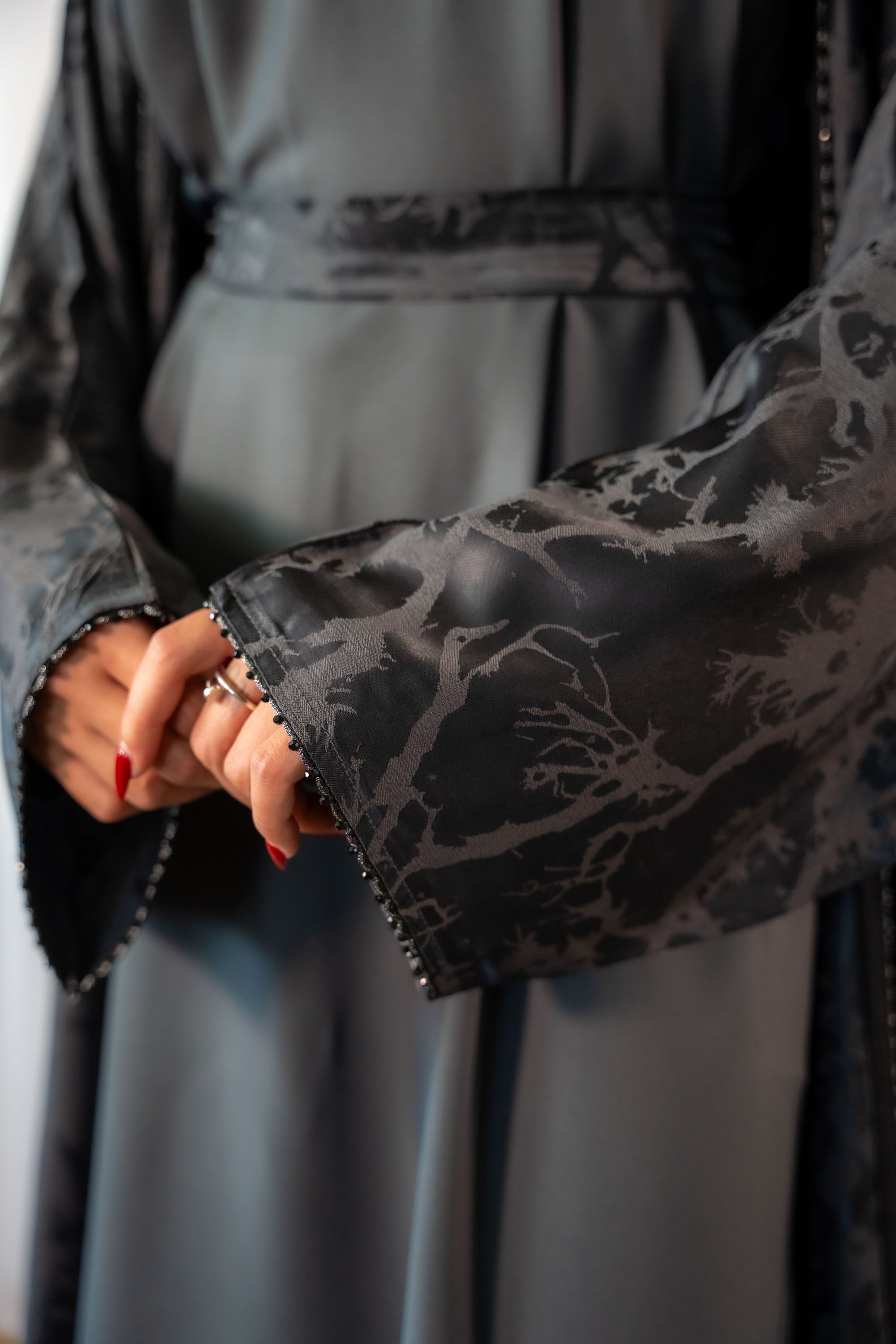 Basma Farasha Abaya