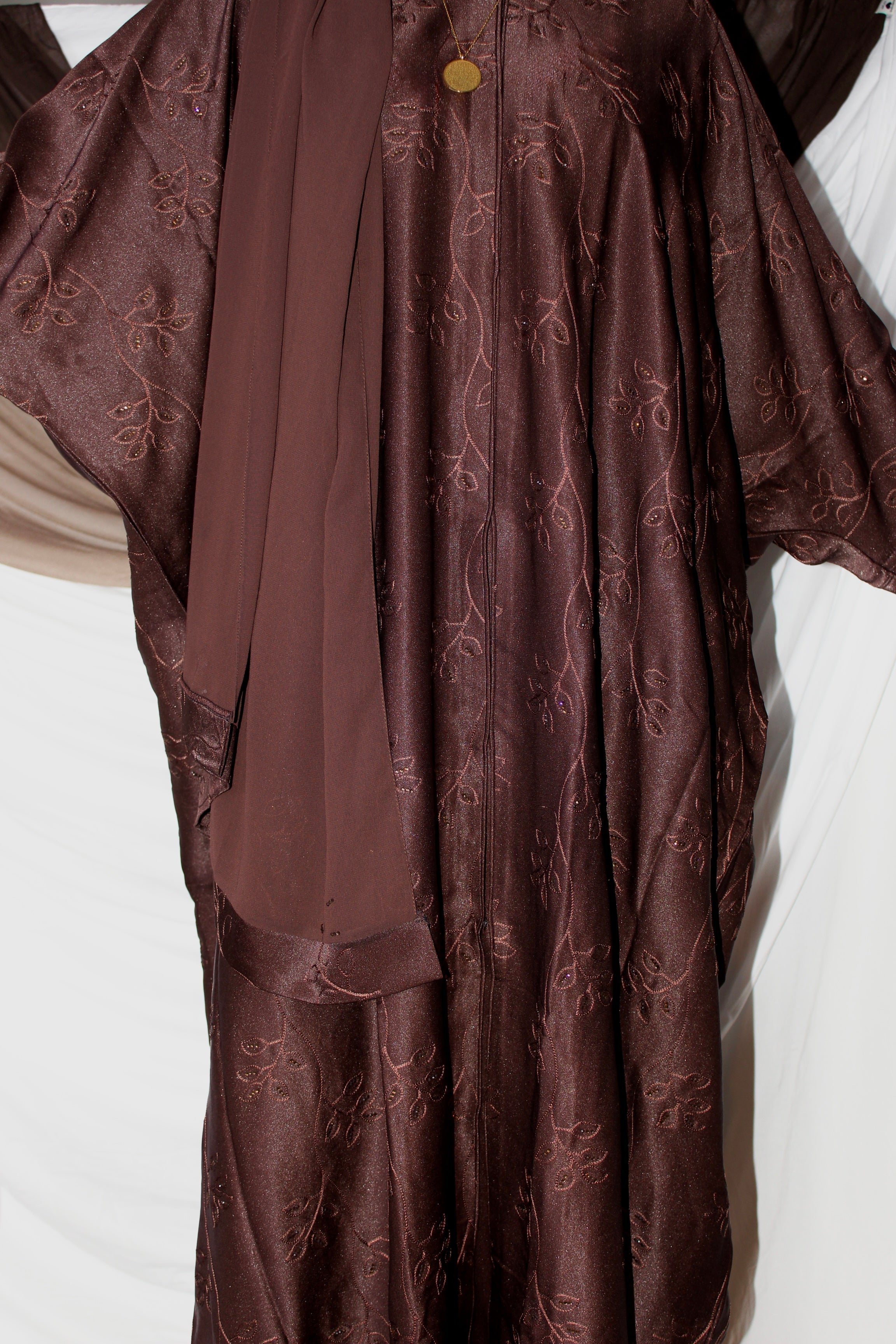 Inara Farasha Abaya