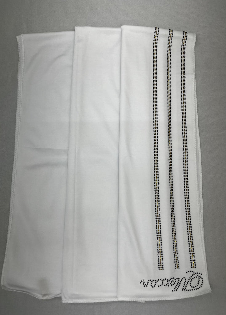 Radiant Luxe – The Embellished Stretch Hijab