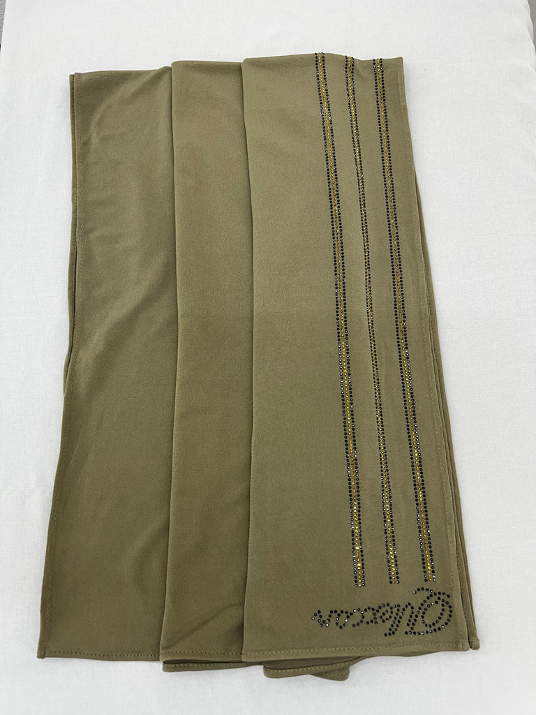 Radiant Luxe – The Embellished Stretch Hijab