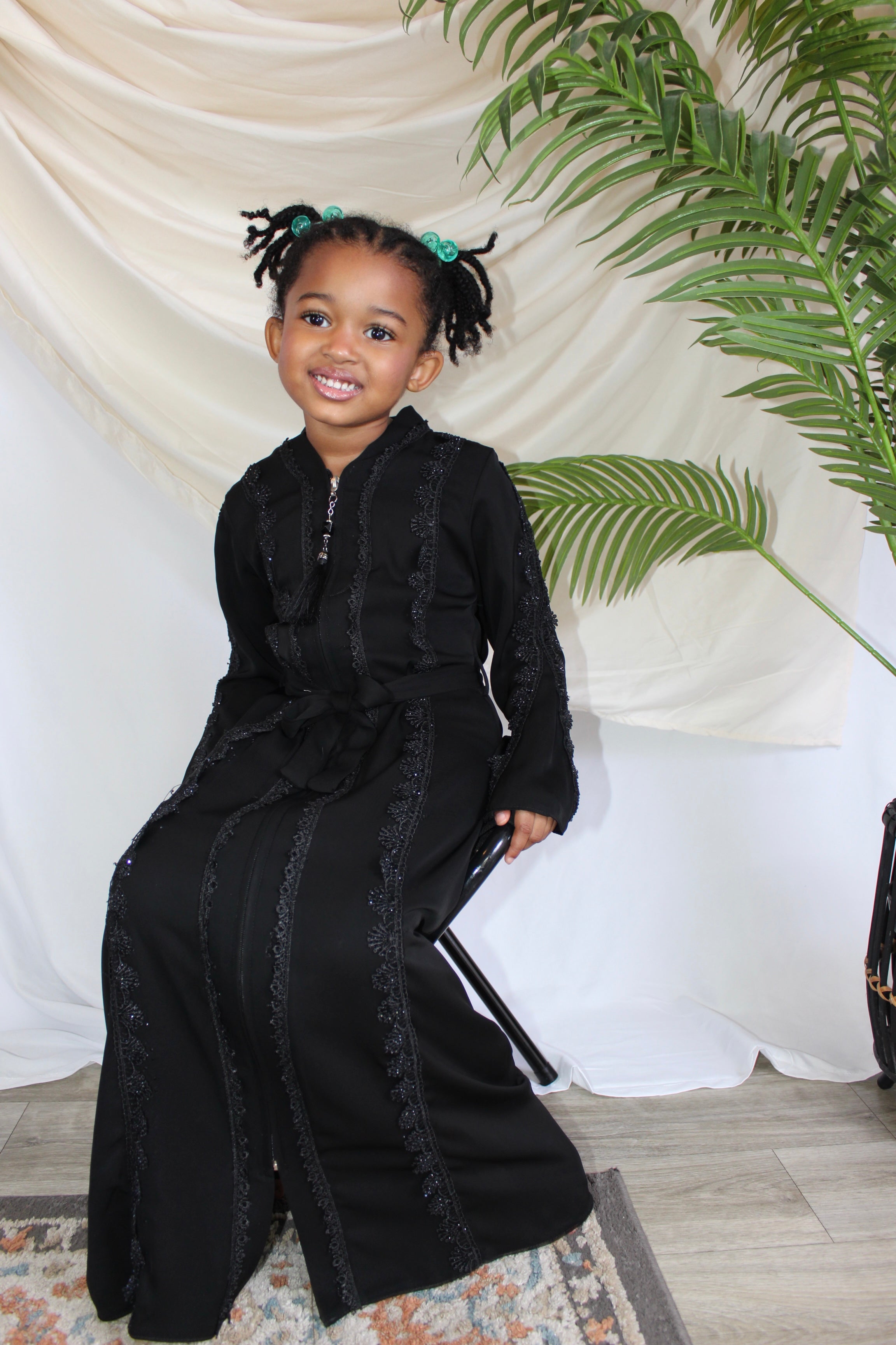 Enaaz Abaya