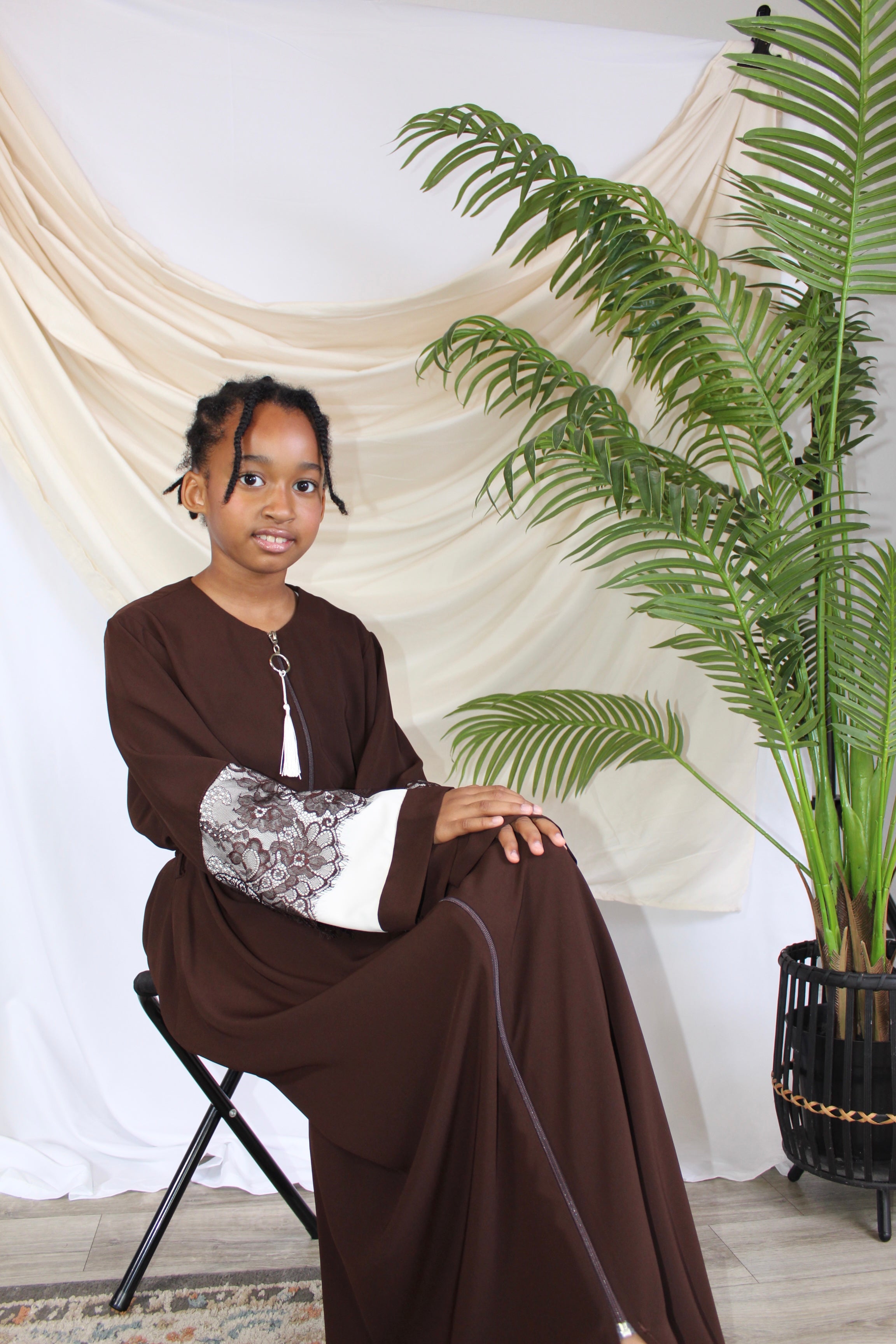 Amna Abaya