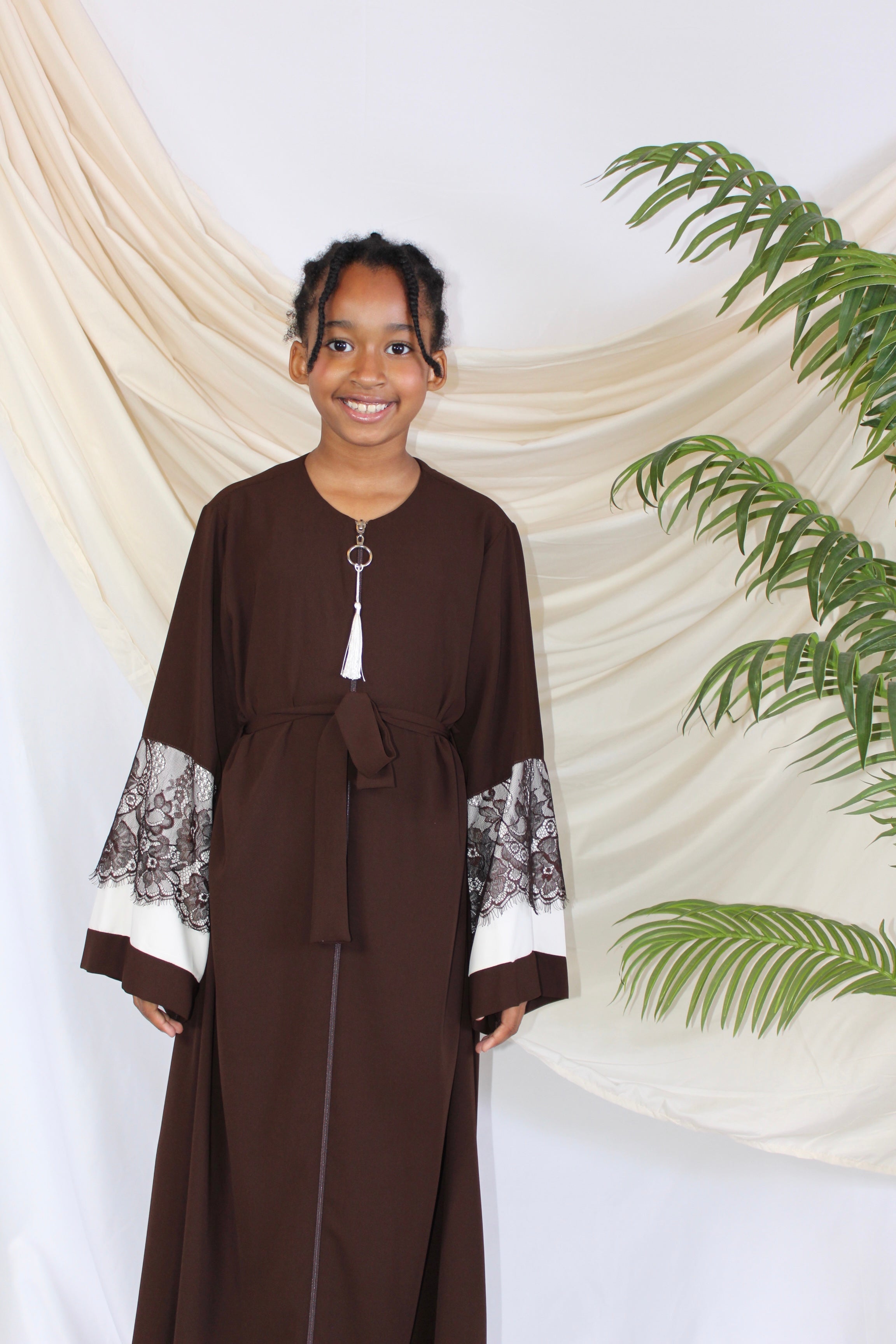 Amna Abaya