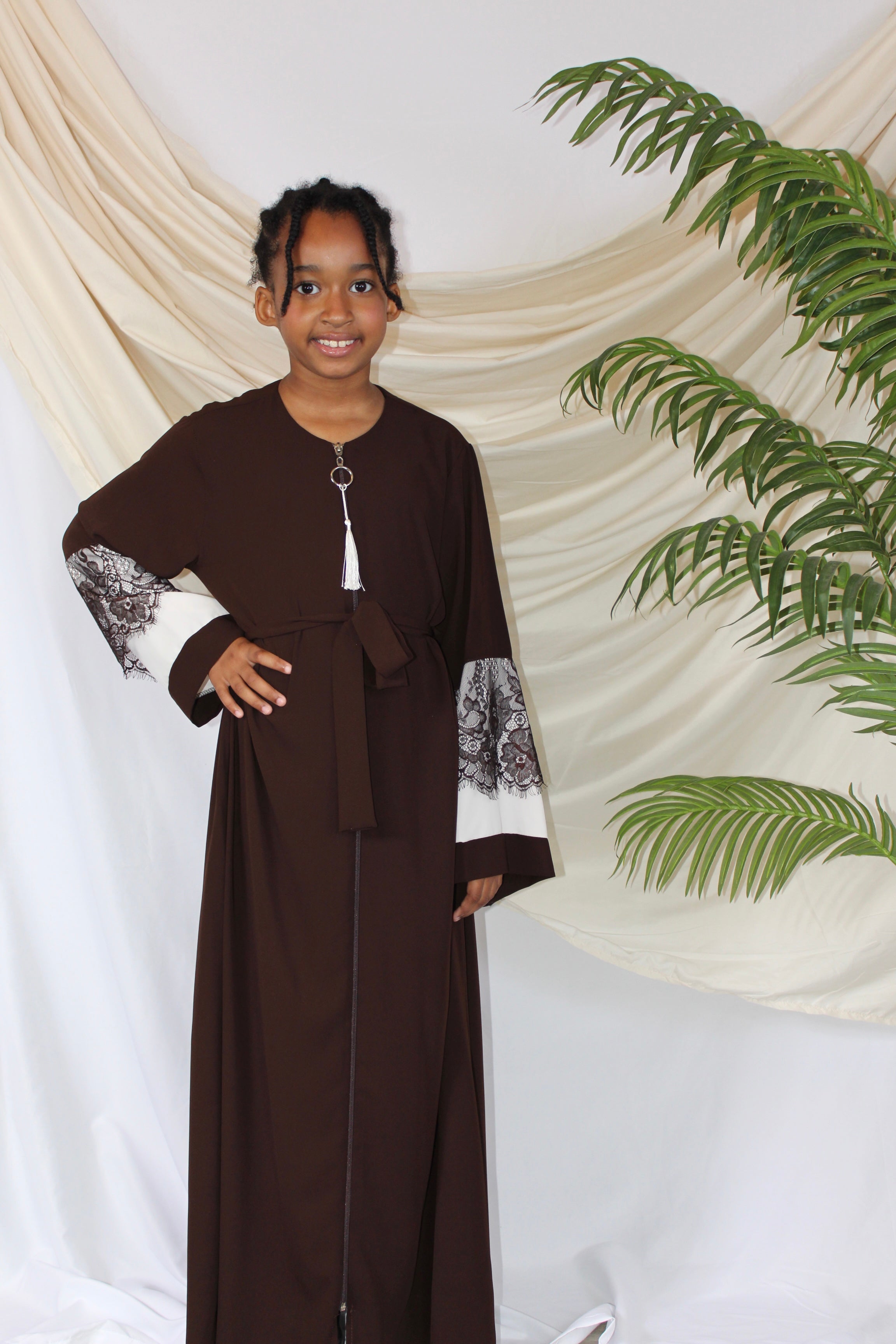 Amna Abaya