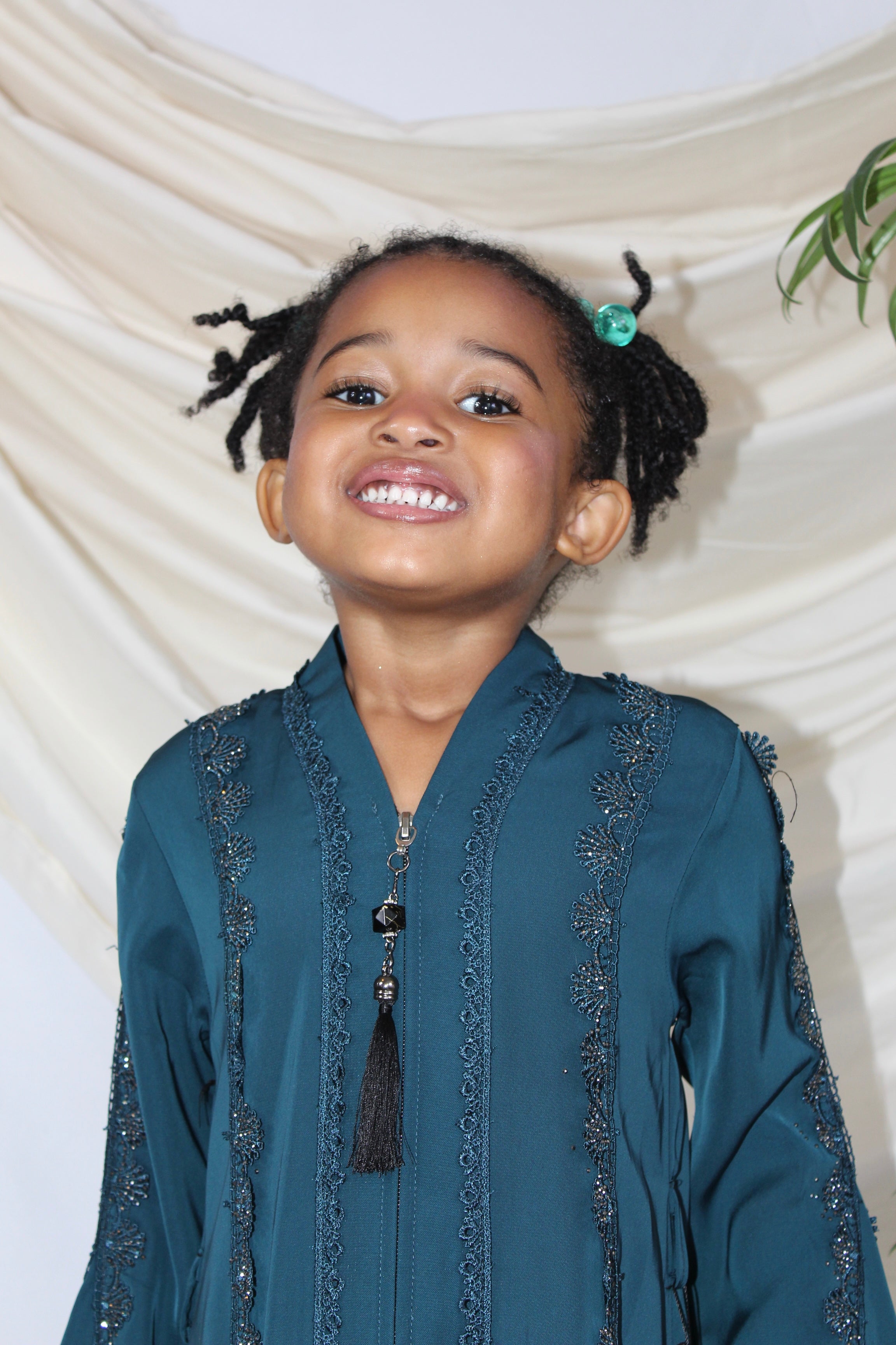 Enaaz Abaya