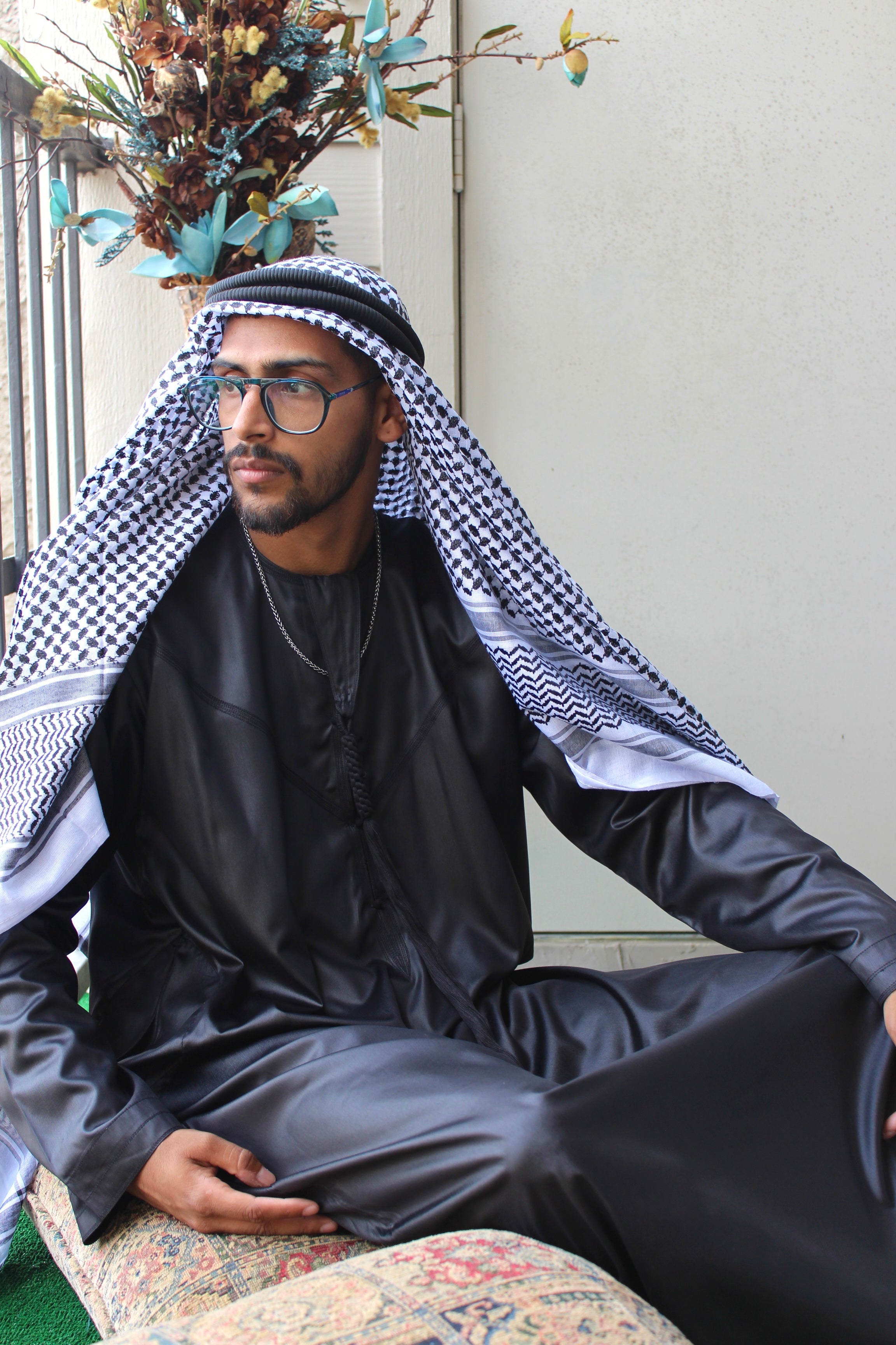 Emarati Thobe